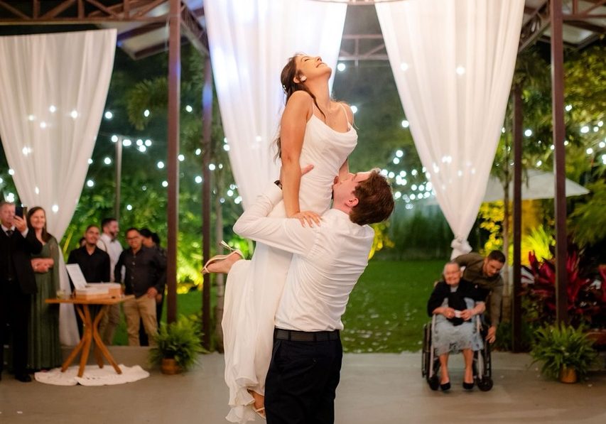 f0ac8982-41d5-4cfe-b0c5-e1bb4d2bc764_Easy-Resize.com